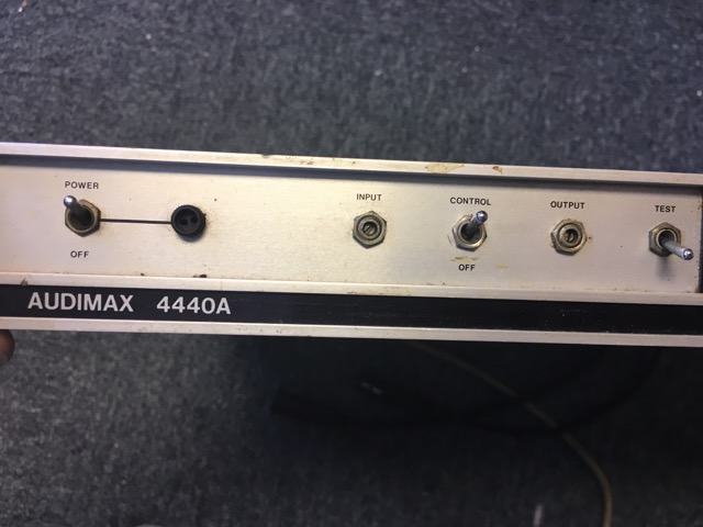 Audimax4440A_5.jpg